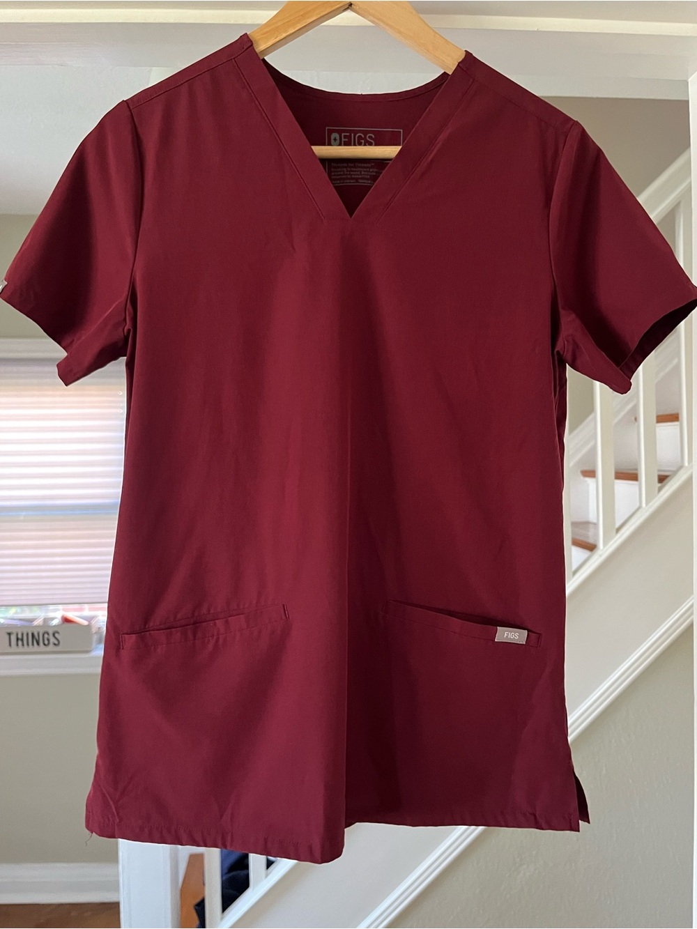 FIGS scrubs top maroon colour - Picture 2 of 7